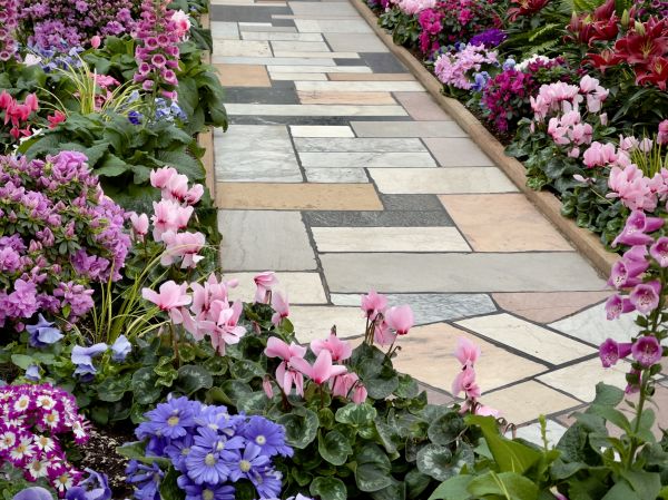 Cost of Garden Path Installation in Plano